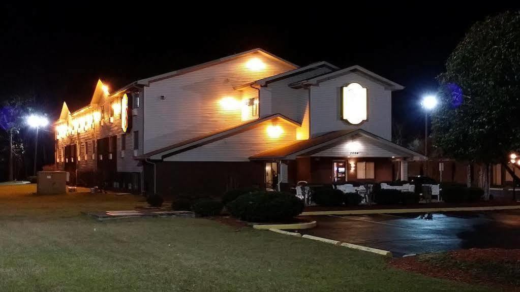 Coastal Inn & Suites Município de Município de Wilmington Exterior foto
